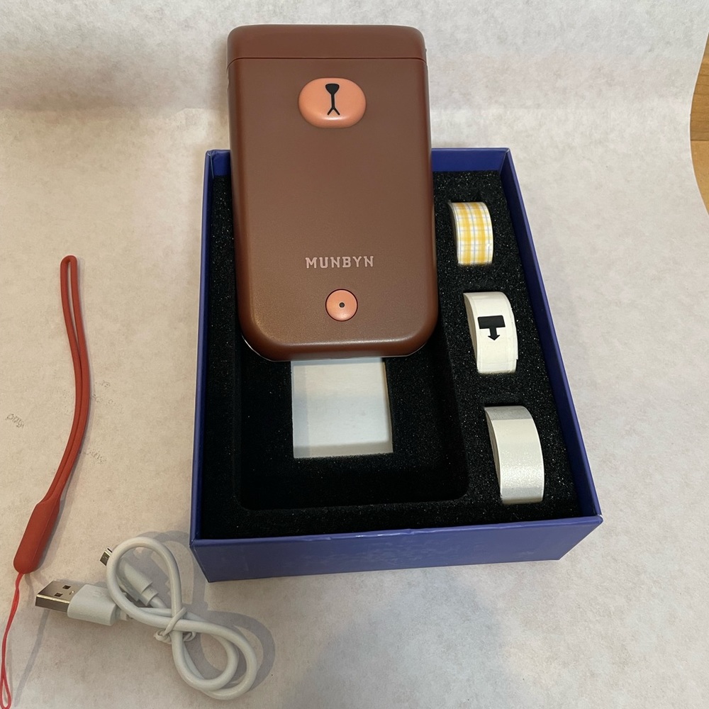 Munbyn Bluetooth Small Label Maker